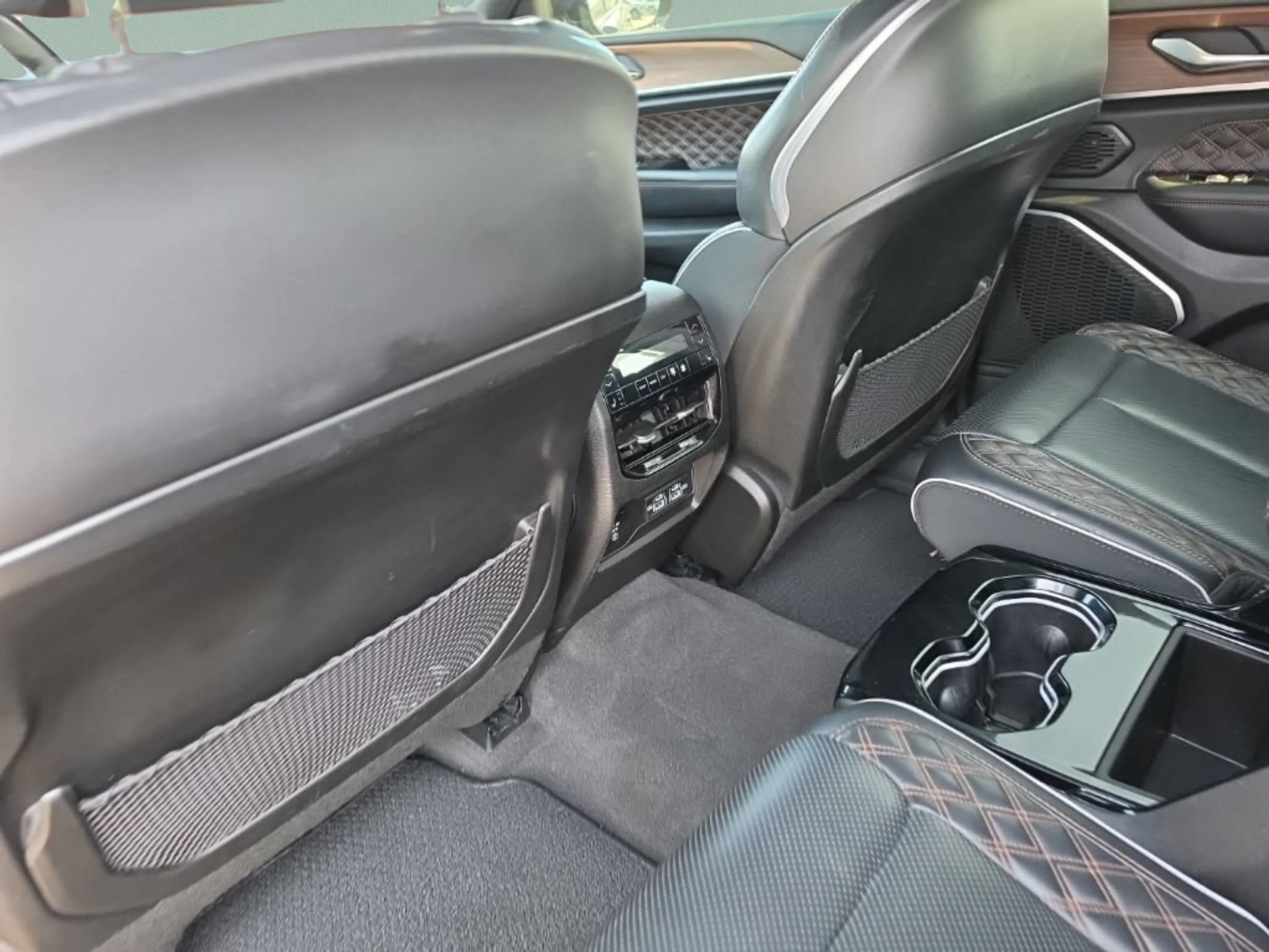 Used 2021 Diamond Black Crystal Pearlcoat Jeep Summit image 21