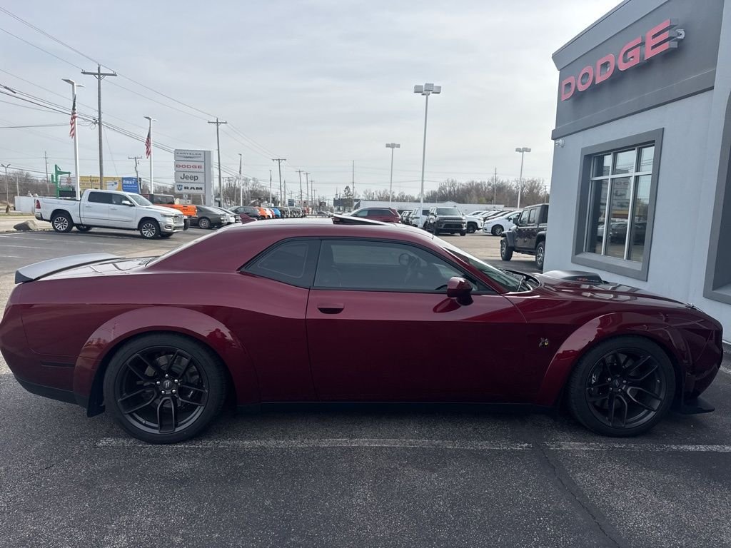 Pre-Owned 2022 Dodge Challenger R/T Scat Pack Widebody 2D Coupe in ...