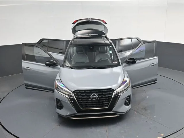 Used 2023 Gray Nissan SR image 56