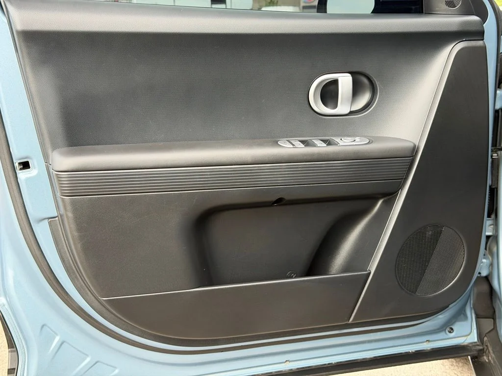Used 2024 Blue Hyundai SEL image 22