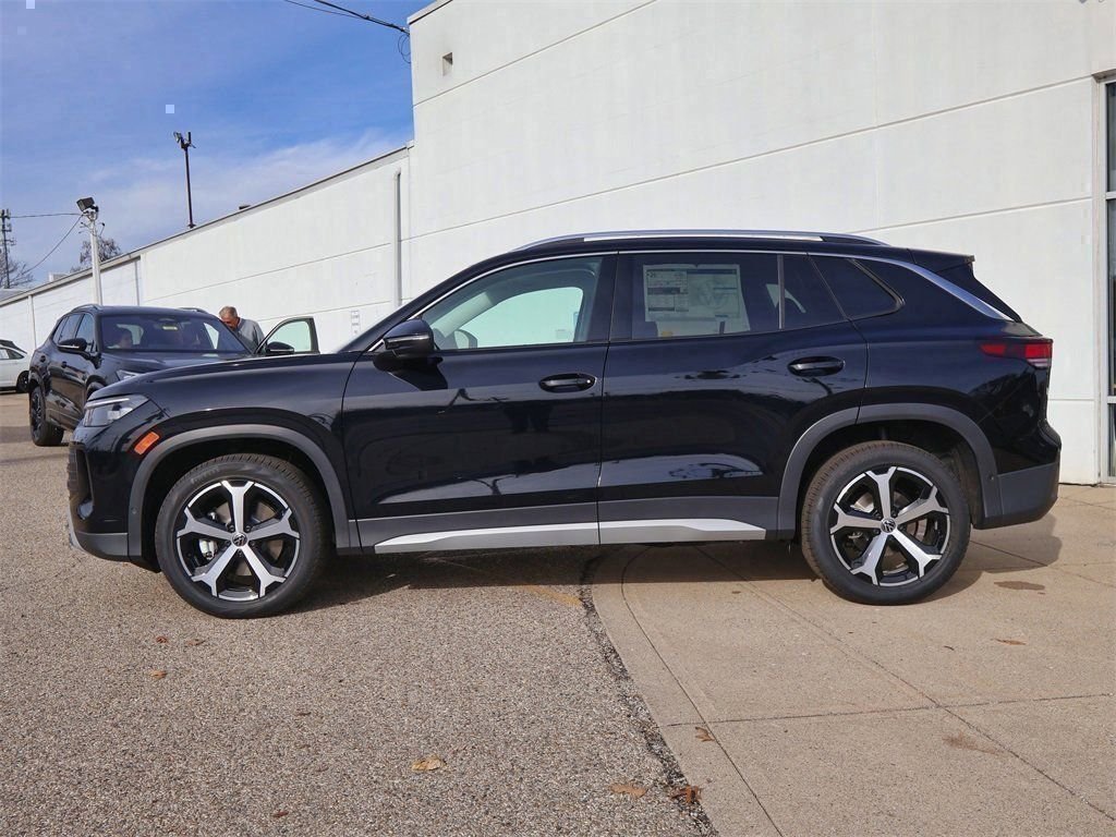 New 2026 Black Volkswagen 2.0T SE image 2