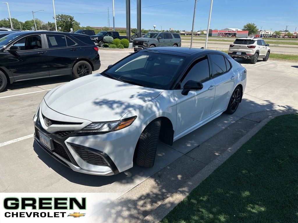2023 Toyota Camry XSE's photo