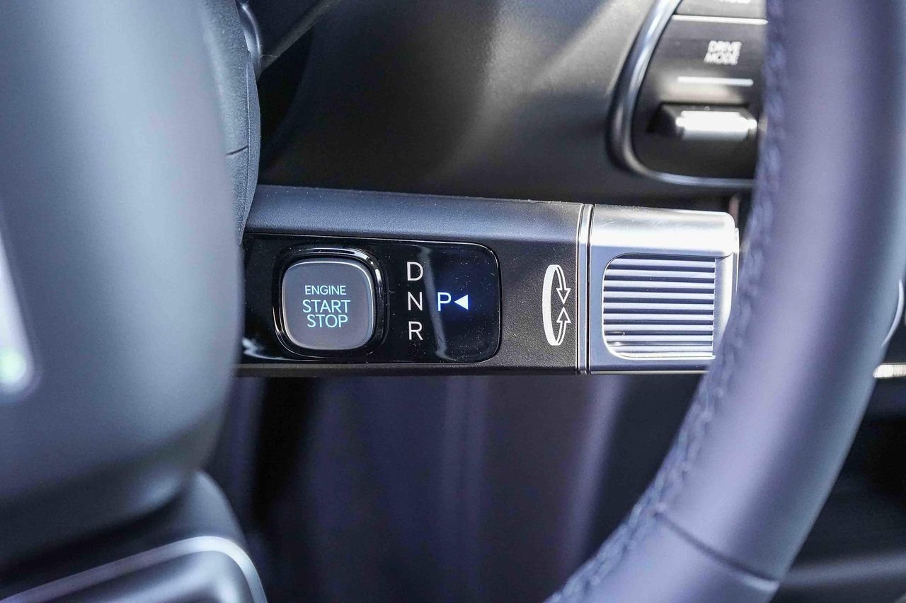 New 2026 Gray Hyundai SEL Premium image 21
