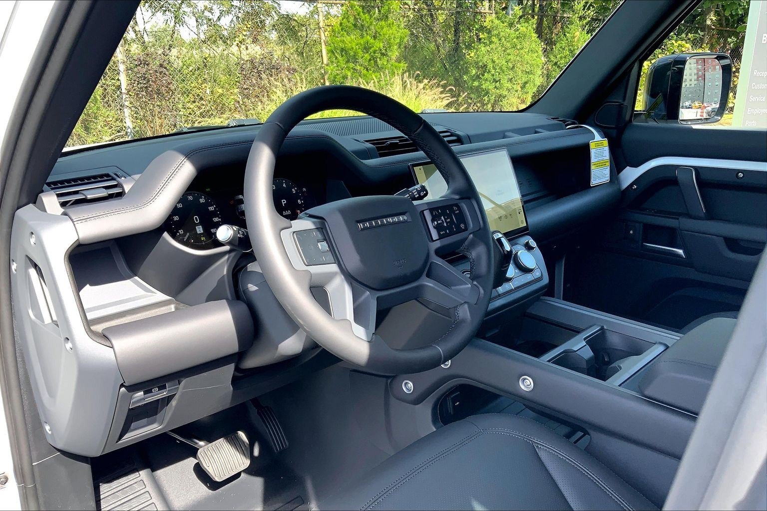New 2026 Fuji White Land Rover X-Dynamic SE image 8