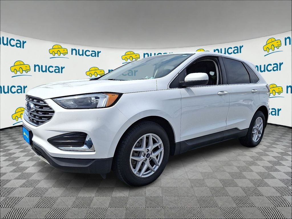 Used 2022  Ford SEL image 3