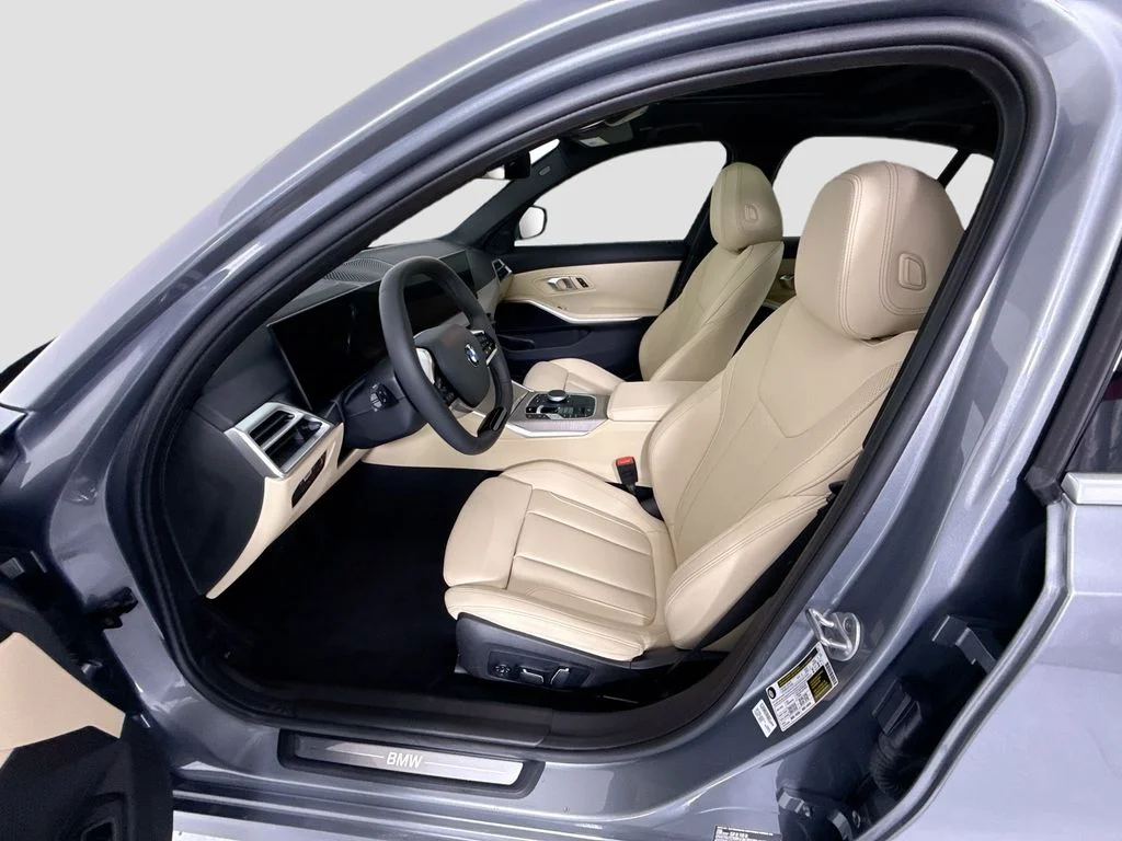 2025 BMW 3 Series 330i - Photo 20