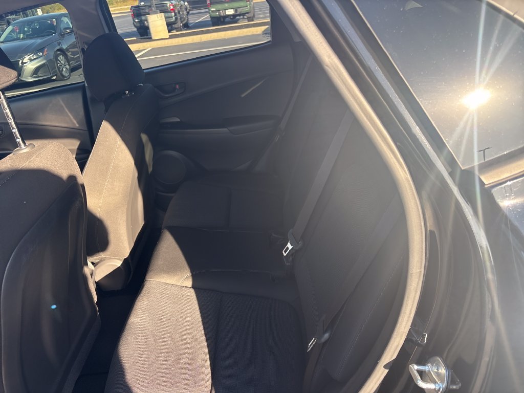 Used 2023 Black Hyundai SEL image 13