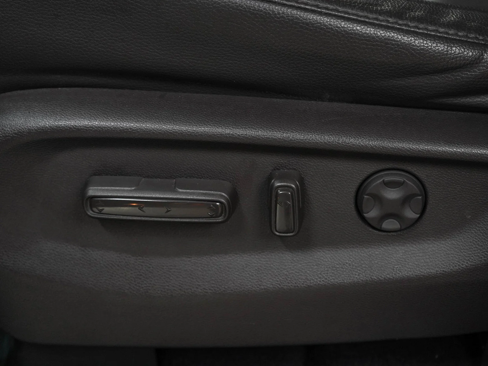 Used 2020  Honda EX-L image 23
