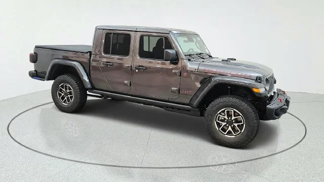 New 2027 Granite Crystal Metallic Clearcoat Jeep Rubicon X image 14