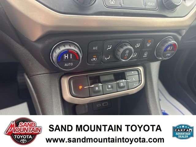 2023 GMC Acadia Denali - Photo 25