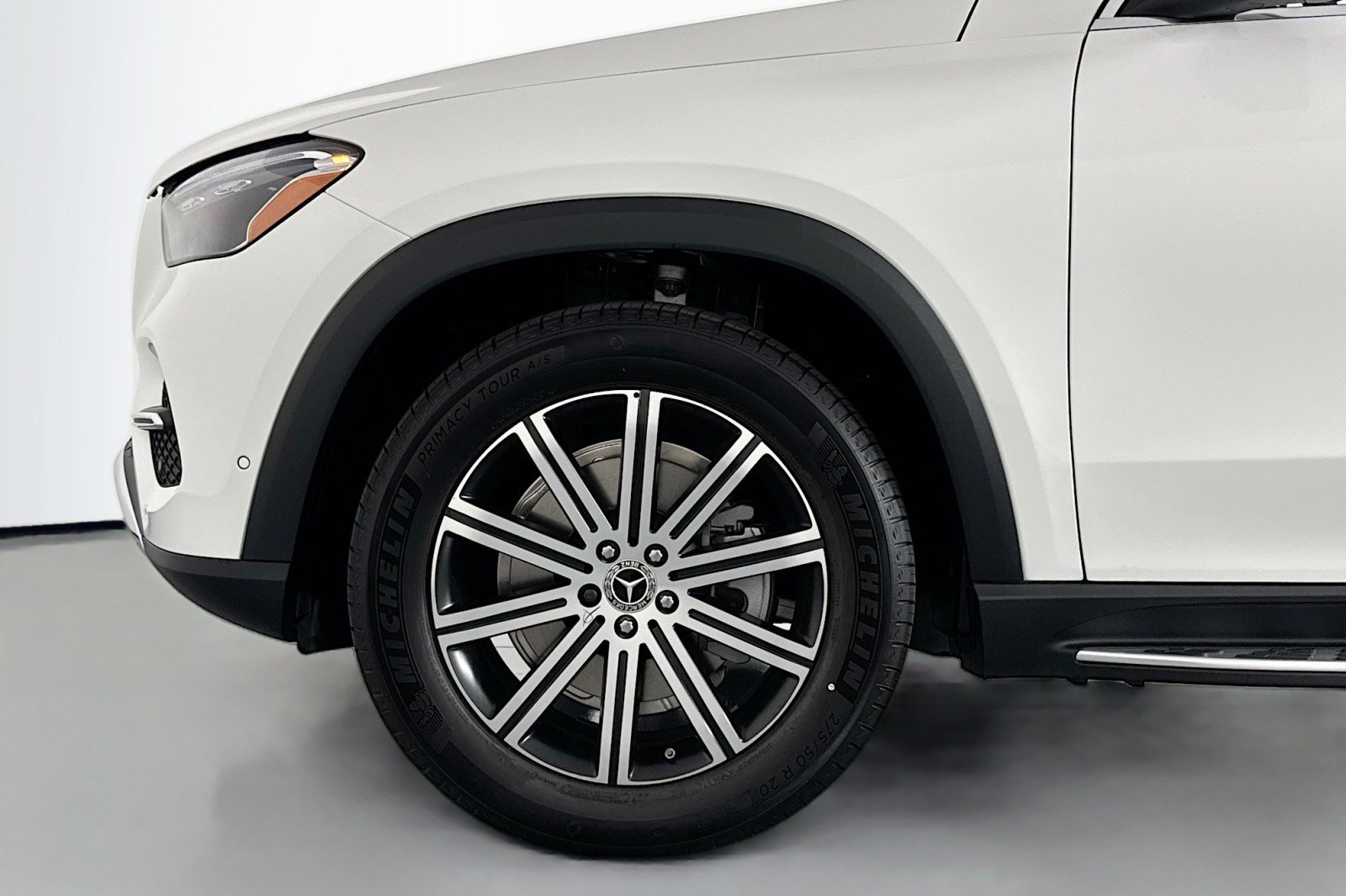 New 2026 Polar White Mercedes-Benz GLE 350 SUV image 9