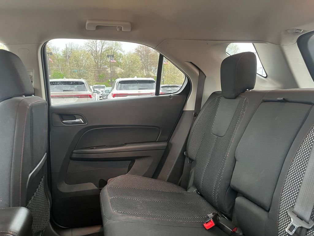 Used 2017 Patriot Blue Metallic Chevrolet LT image 18