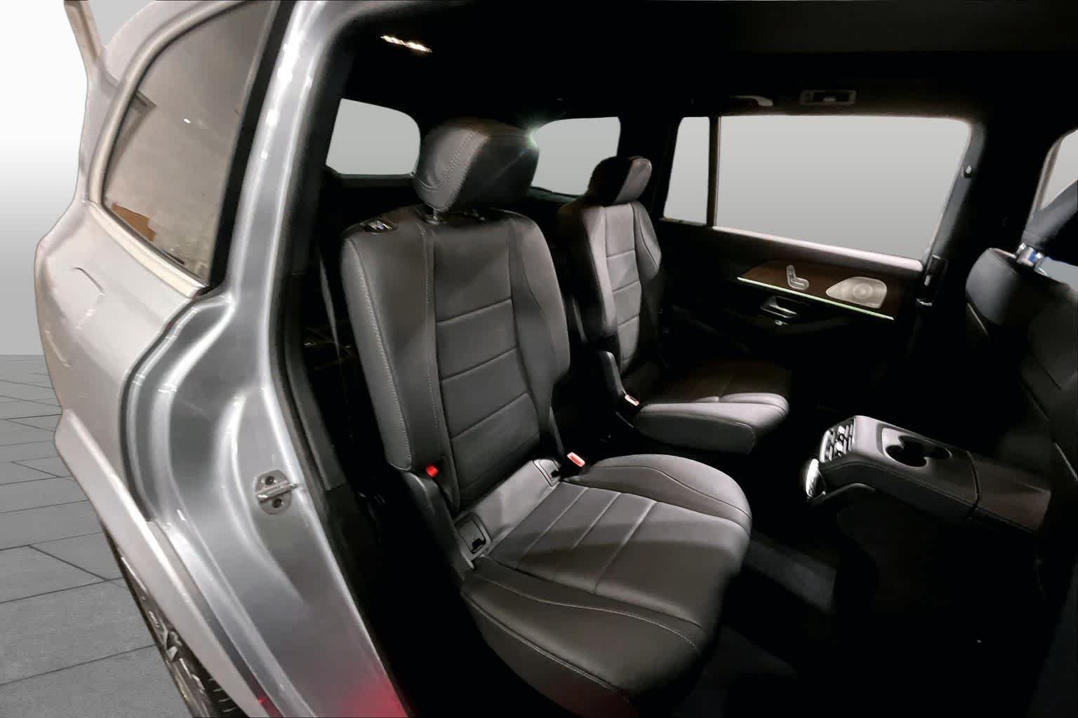 Used 2025 Cirrus Silver Metallic Mercedes-Benz GLS 450 image 20