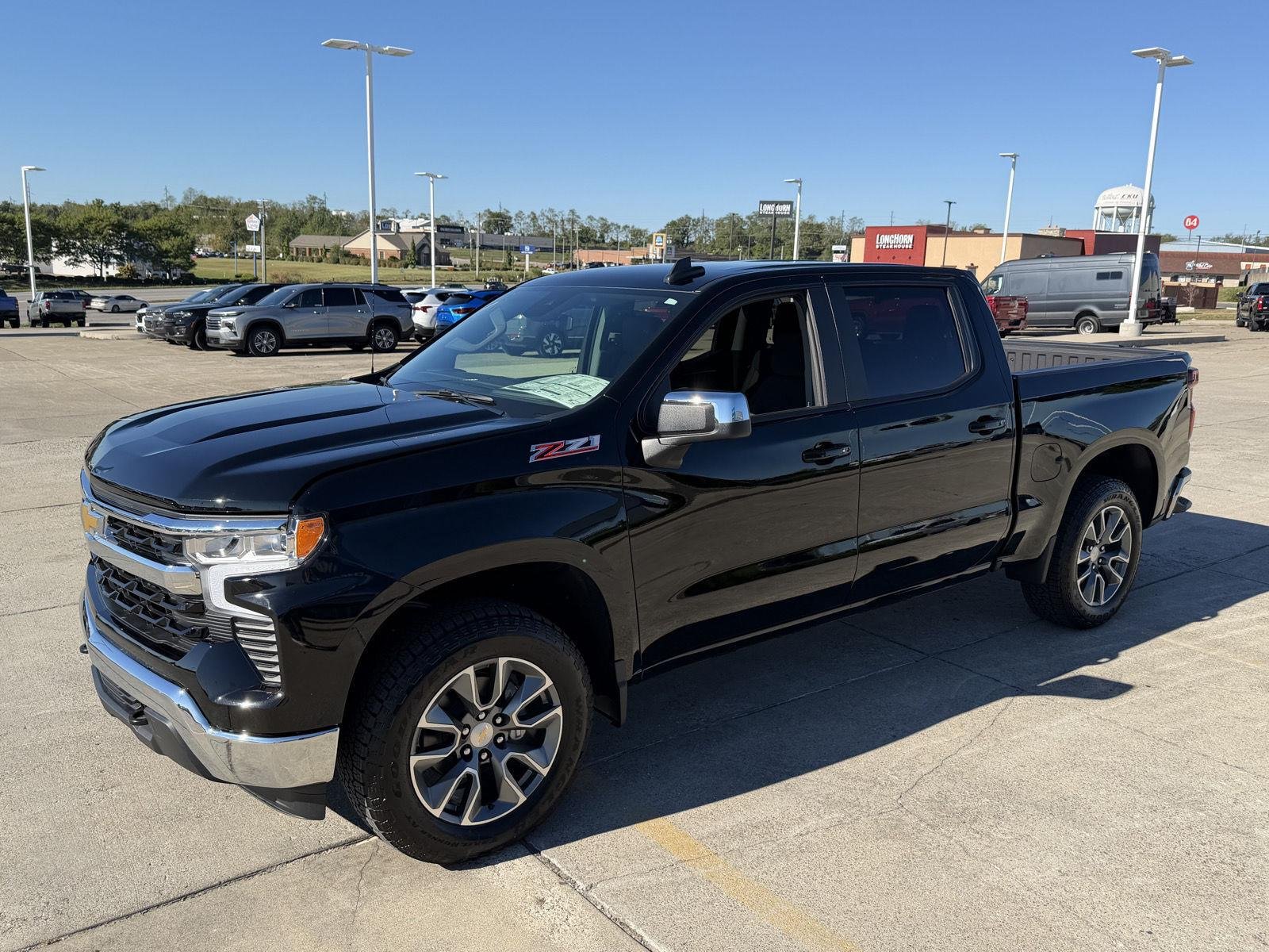 2026 Chevrolet Silverado 1500 LT - Photo 32