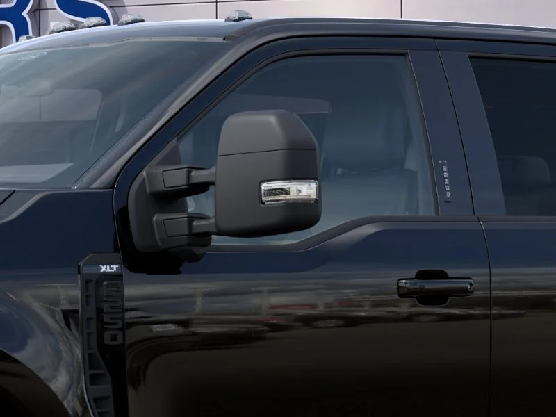 New 2027 Agate Black Metallic Ford XLT image 20