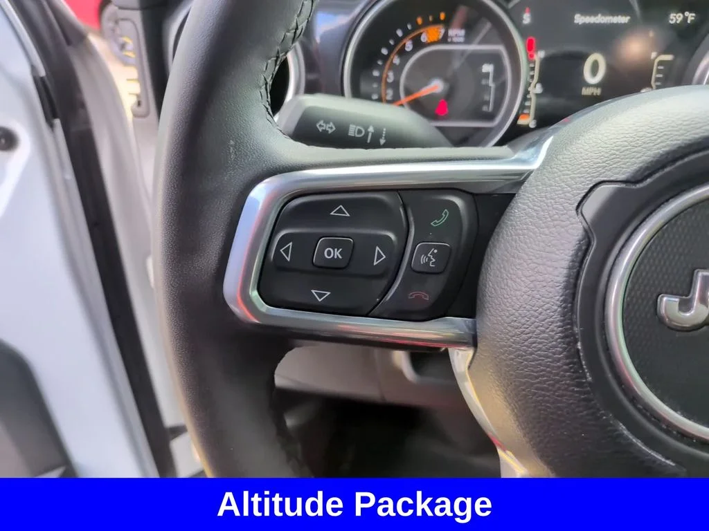 Used 2023 White Jeep Altitude image 20