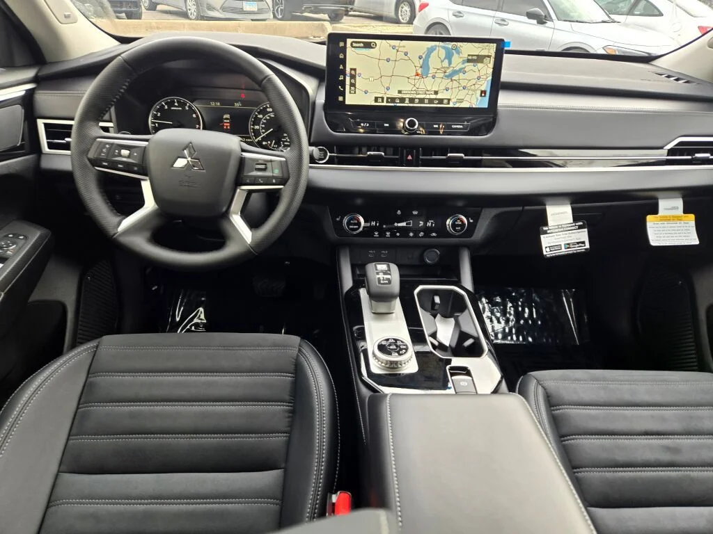 New 2026 Gray Mitsubishi SE 1.5T S-AWC image 13