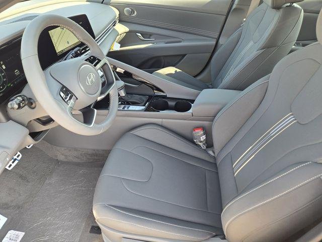 2025 Hyundai Elantra Blue - Photo 13