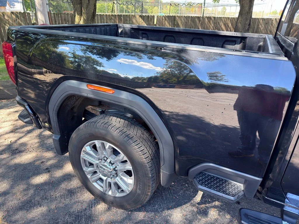 Used 2021 Black GMC Denali image 12