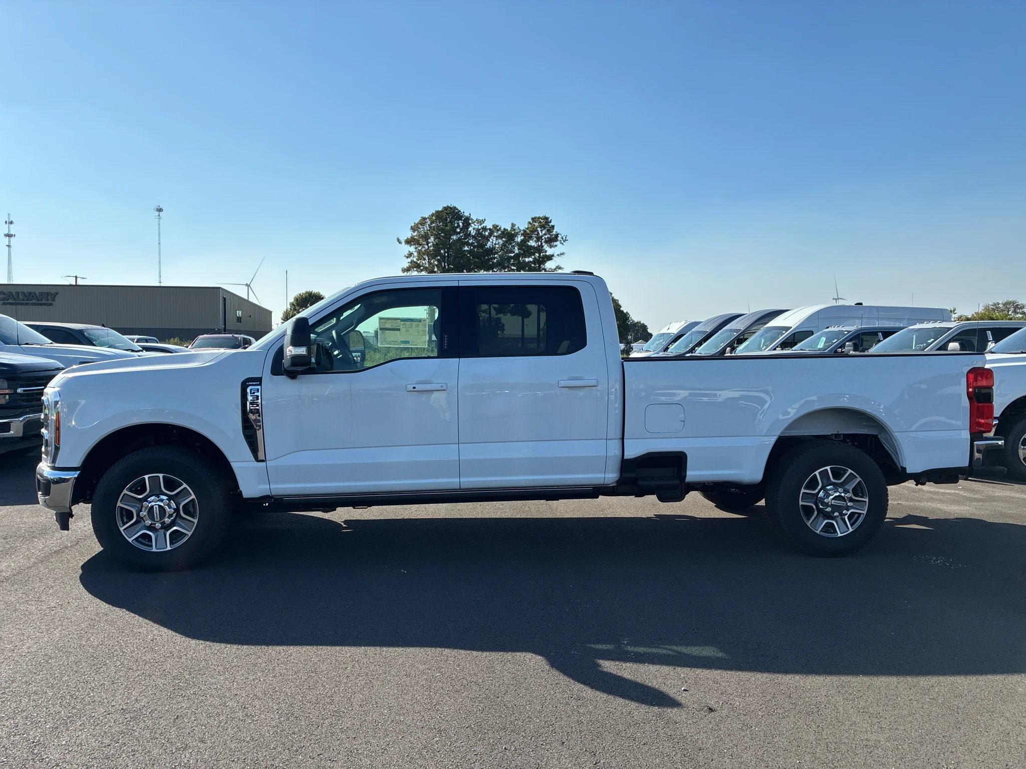 2026 Ford F-350 Super Duty Lariat - Photo 8