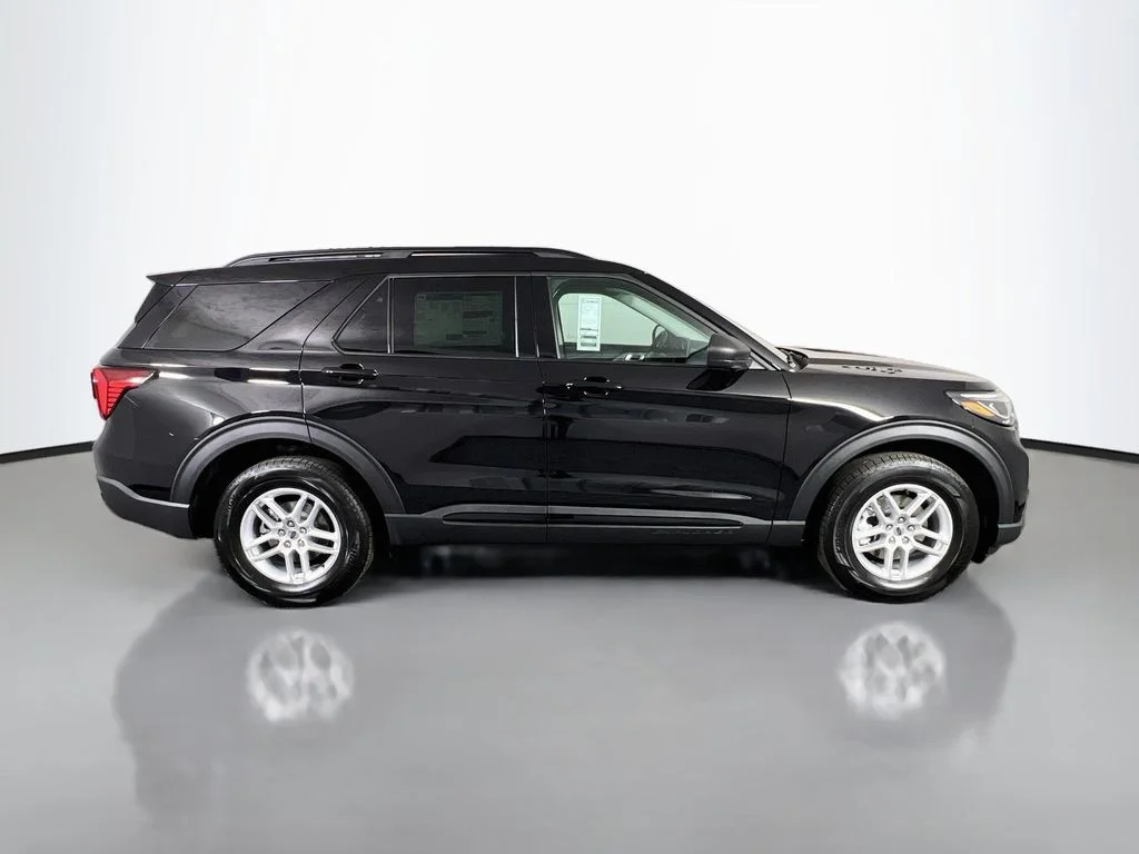 New 2026 Agate Black Metallic Ford Active image 19