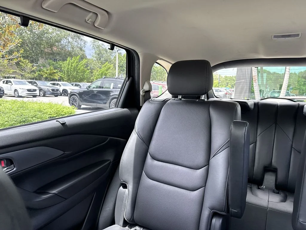 Used 2021 Deep Crystal Blue Mica Mazda Touring image 17