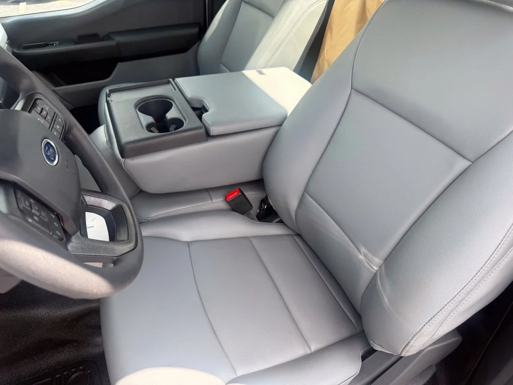 New 2026 Oxford White Ford F-550® XL image 18