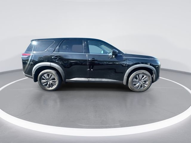 Used 2023 Black Nissan S image 8