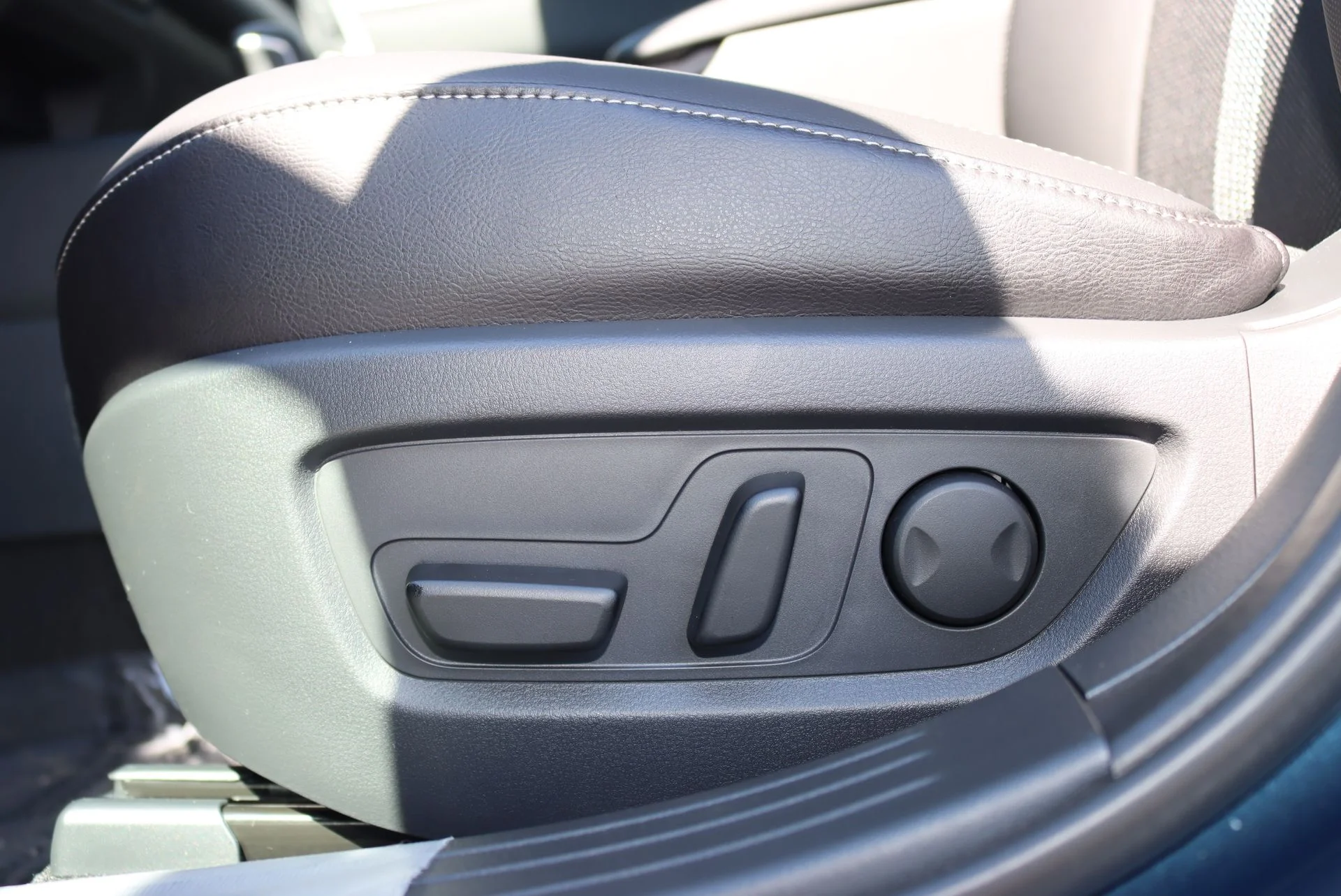 New 2026 Ingot Blue Metallic Mazda Preferred AWD image 19