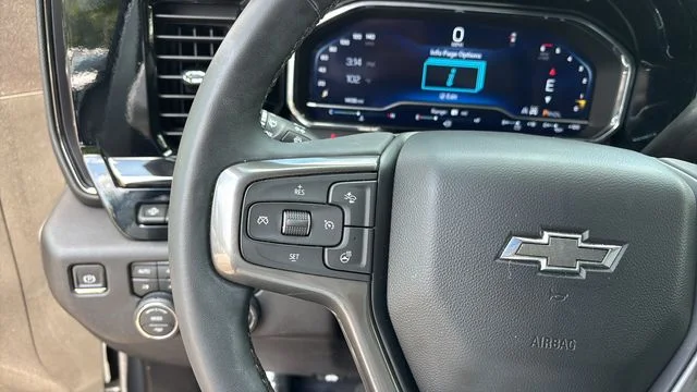 Used 2024 Gray Chevrolet ZR2 image 23