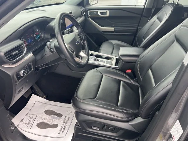 Used 2023 Gray Ford XLT image 20