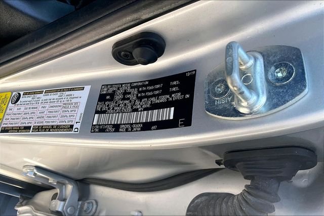 Used 2020 Silver Toyota SR5 image 31