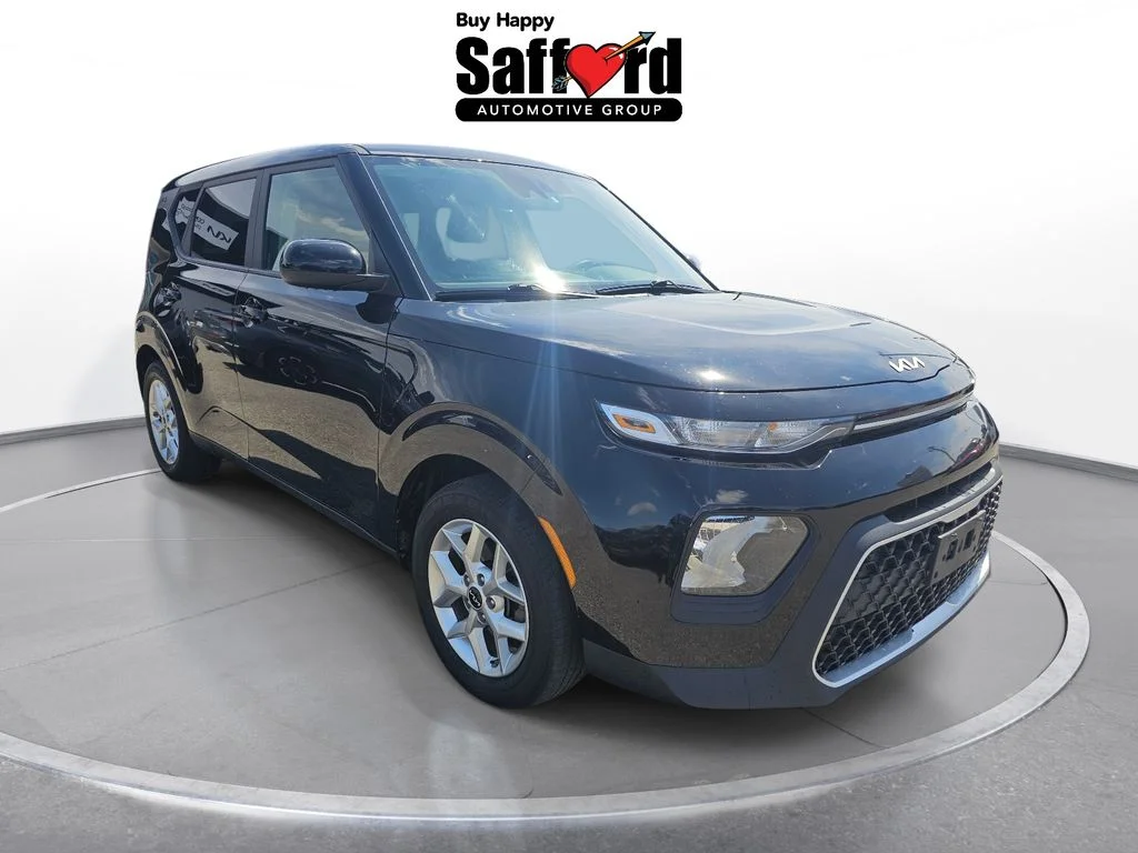 Used 2022 Black Kia LX image 32