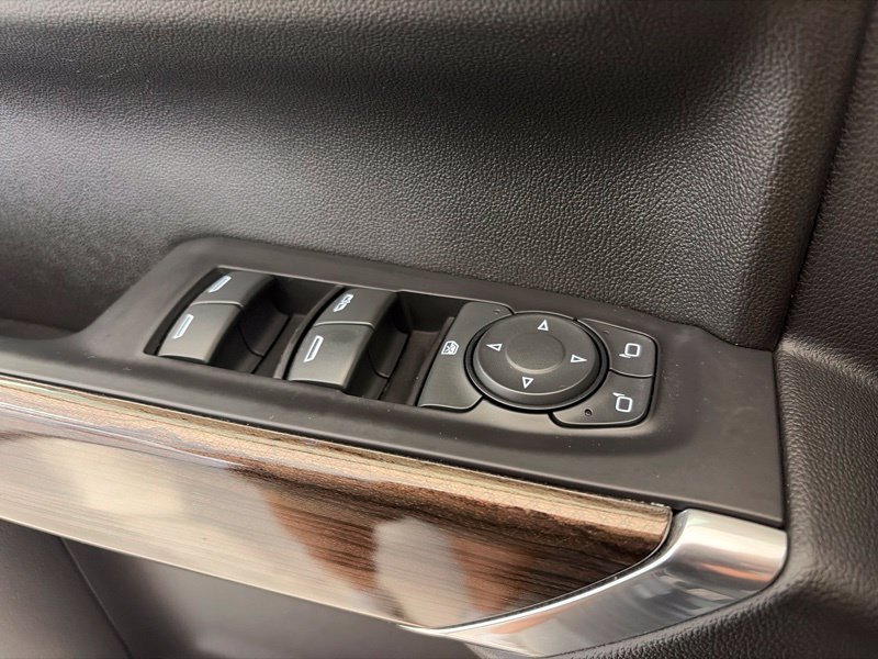 Used 2019 Black Chevrolet LT image 16