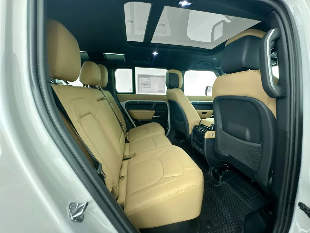 New 2026 Borasco Grey Land Rover X-Dynamic SE image 29