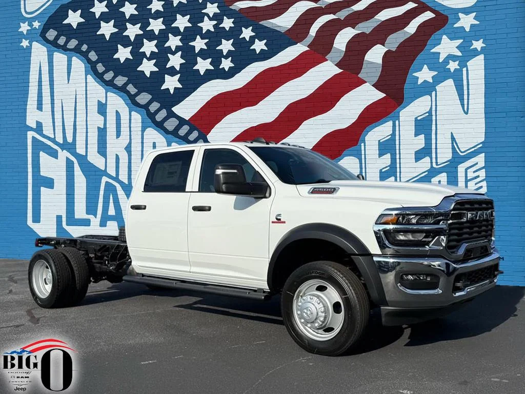 2026 RAM 4500 Tradesman 4X4 Crew Cab DRW 173" WB's photo