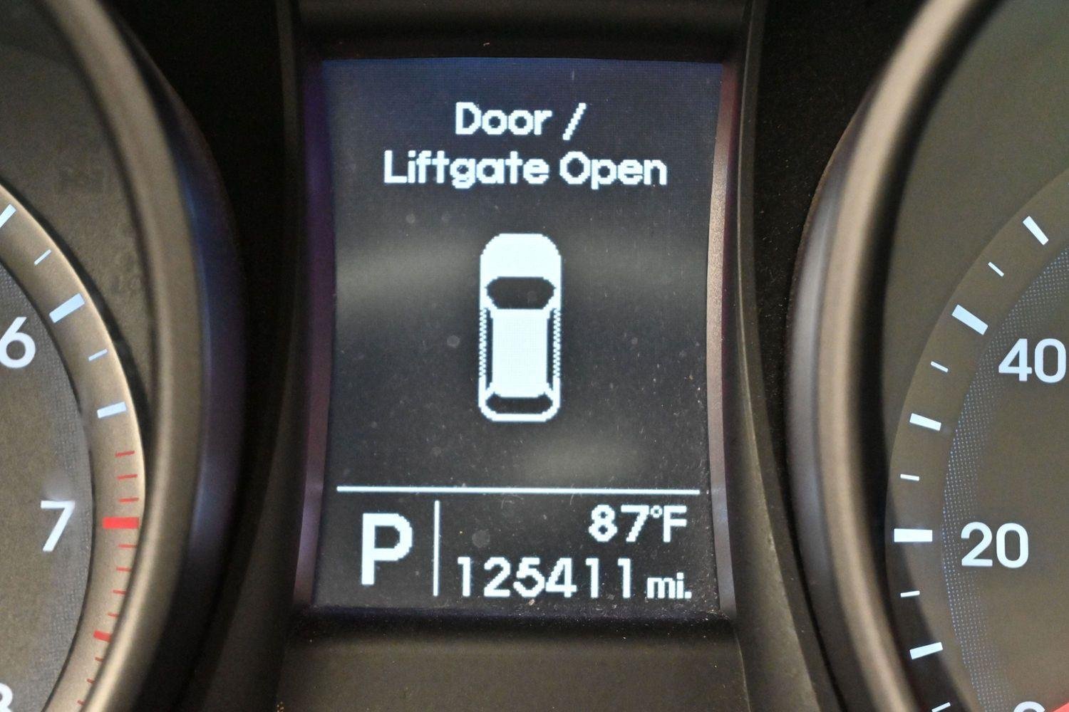 Used 2016 Twilight Black Hyundai FWD 4dr 2.4 image 21