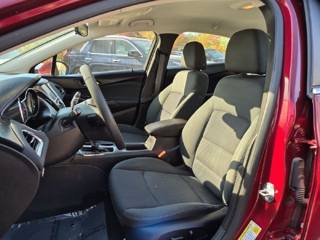 Used 2016 Red Chevrolet LT image 11