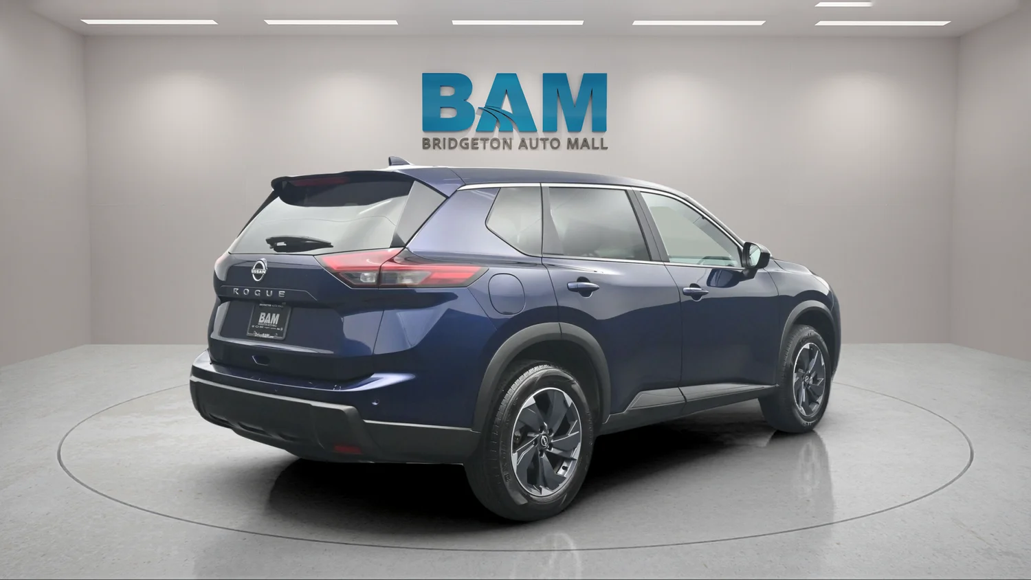 Used 2025 Blue Nissan SV image 7