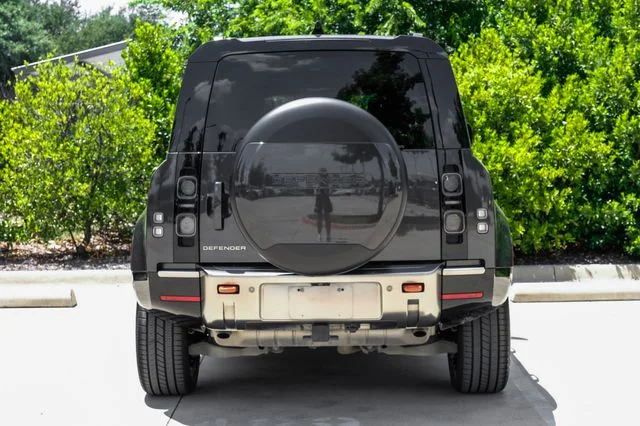 Used 2024 Santorini Black Metallic Land Rover X image 12