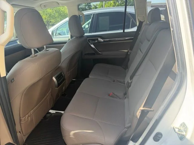 Certified Used 2022 STARFIRE PEARL Lexus 460 image 5