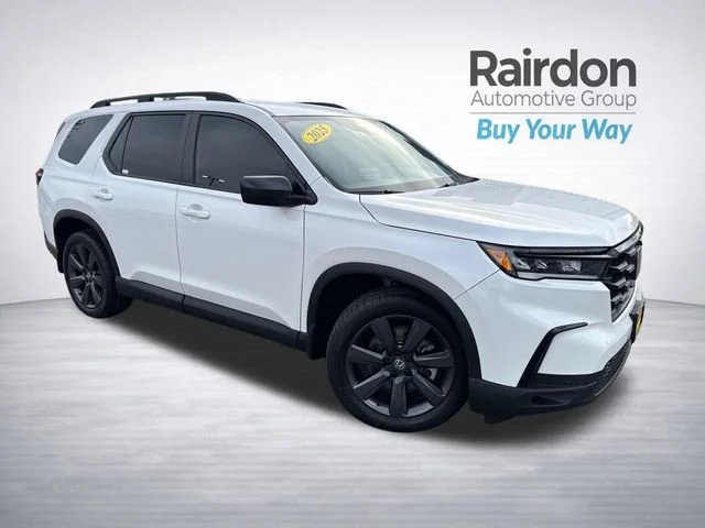 2025 Honda Pilot Sport AWD's photo