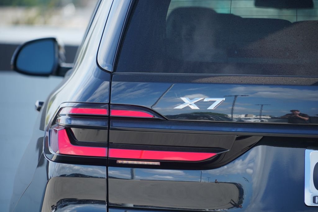 New 2027 Black Sapphire Metallic BMW xDrive40i image 8