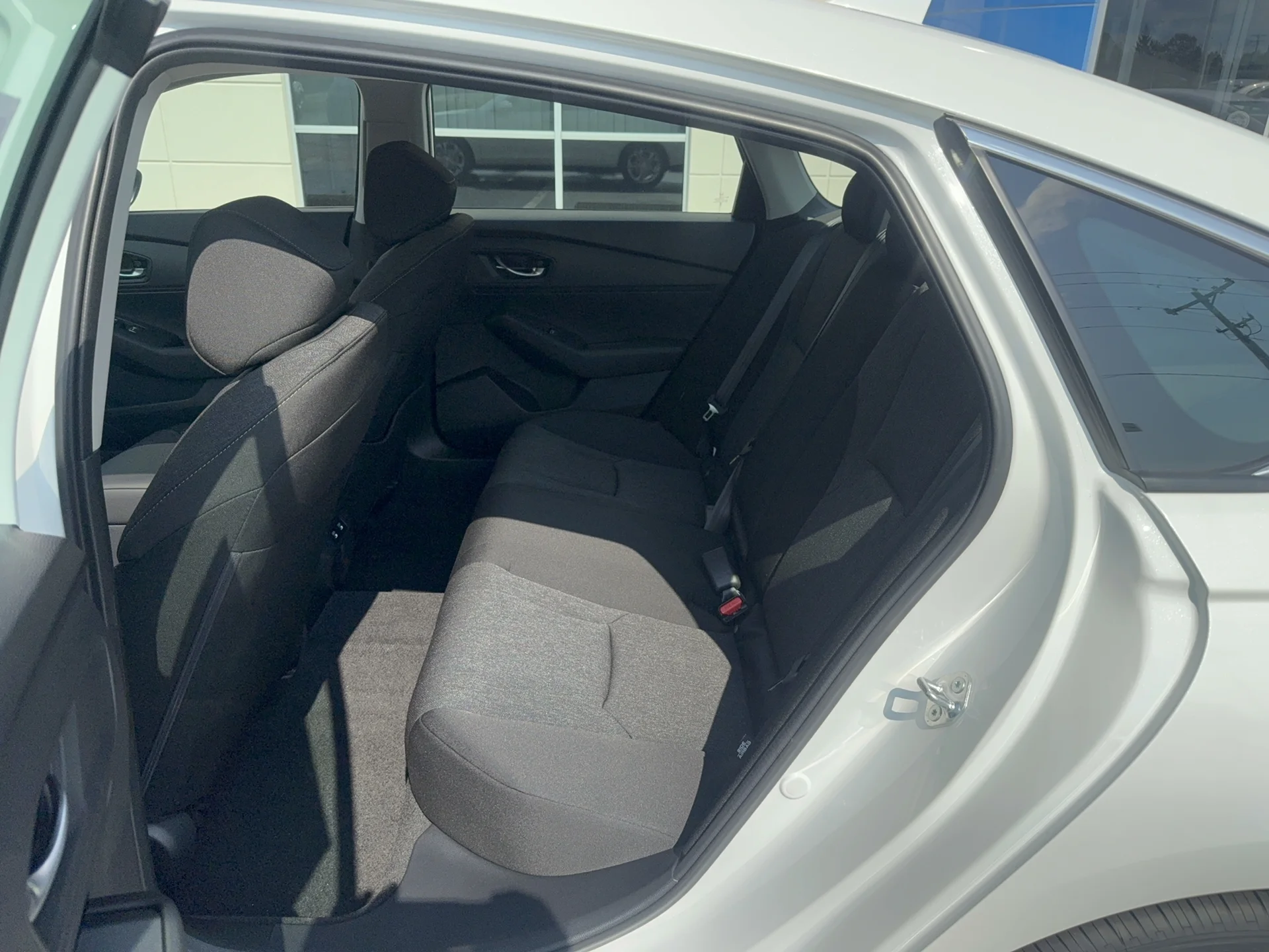 New 2026 Platinum White Pearl Honda LX image 11