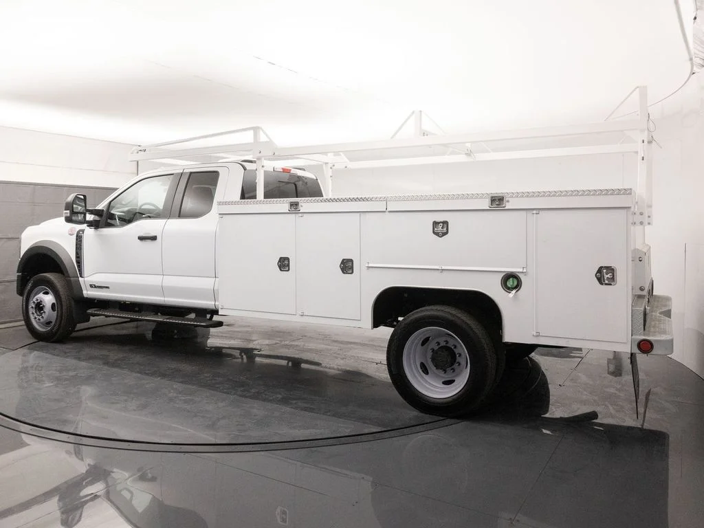 2026 Ford F-450 Super Duty Chassis Cab XL - Photo 5