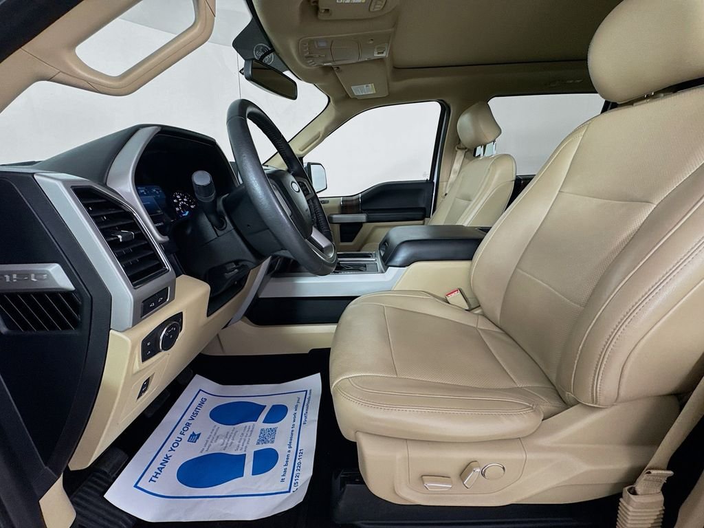 Used 2017 Oxford White Ford Lariat image 27