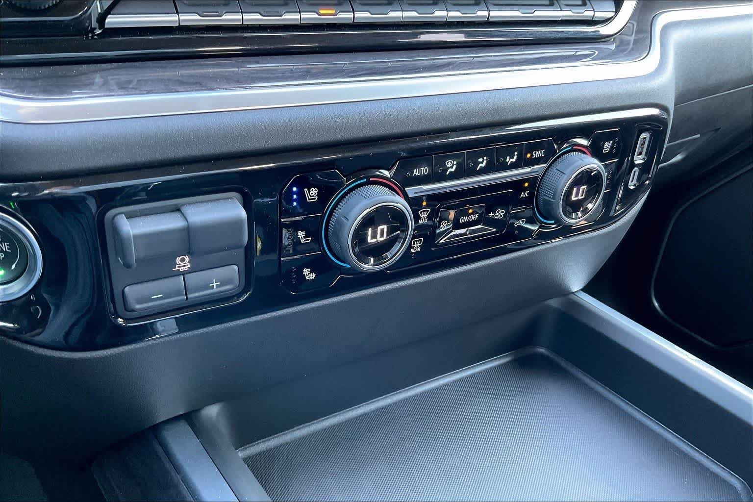 2025 Chevrolet Silverado 2500 HD LTZ - Photo 19