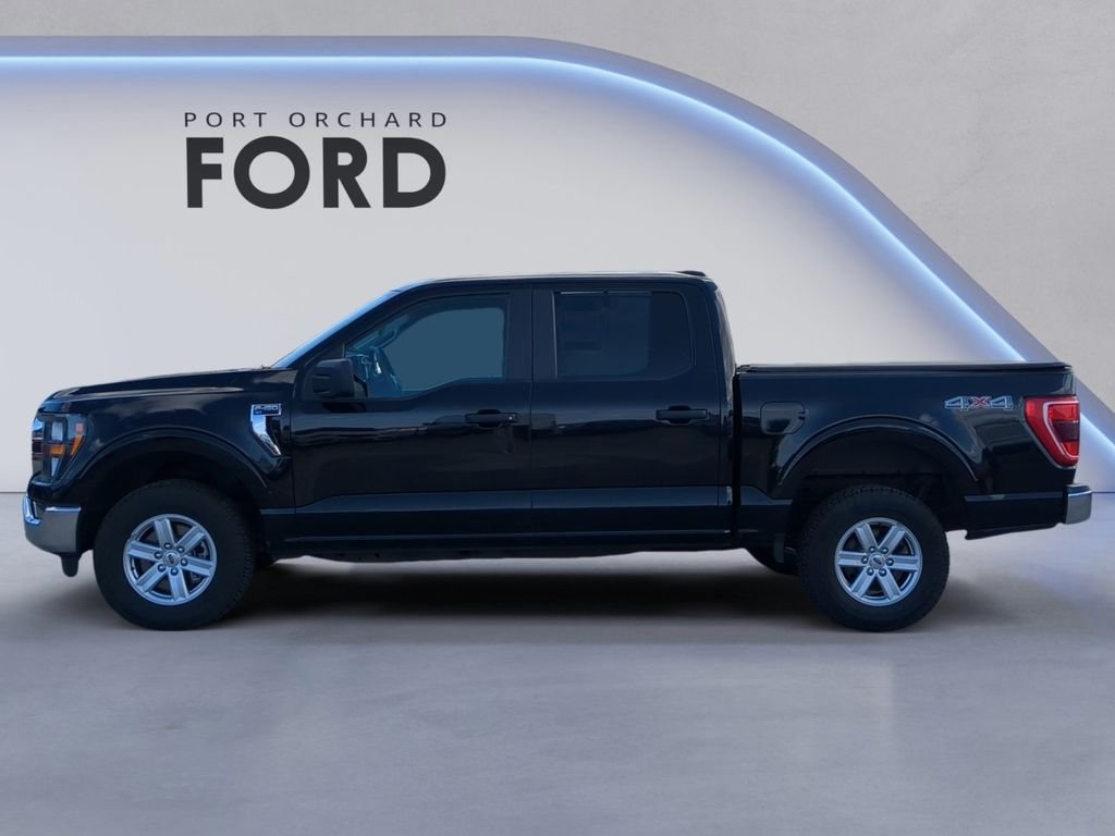 Used 2023 Black Ford XLT image 3