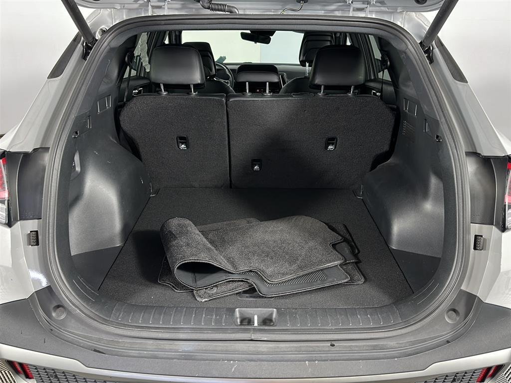 Used 2024 Wolf Gray Kia X-Line image 24