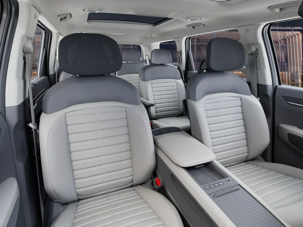 New 2026 Ivory Silver Kia Land image 15